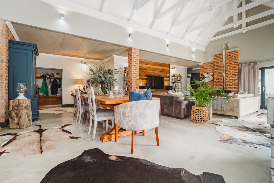 4 Bedroom Property for Sale in Camphersdrift Western Cape